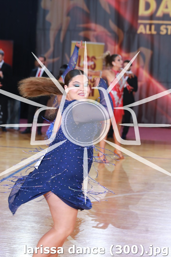 larissa dance (300).jpg