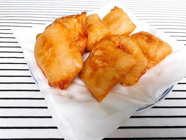 Bánh Sầu Riêng Chiên Giòn