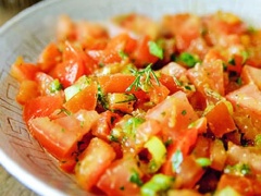 Món salad giúp đẹp da, bổ sung vitamin C và chất chống lão hóa cho cơ thể.