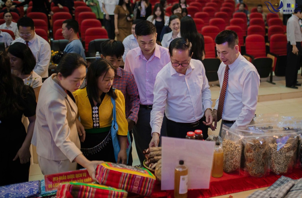 Trường Đại học Tây Bắc tổ chức thành công  Ngày hội Khởi nghiệp đổi mới sáng tạo năm 2025