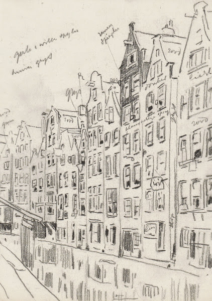Gezicht op de Oudezijds Achterburgwal te Amsterdam ter hoogte van de Oudezijds K