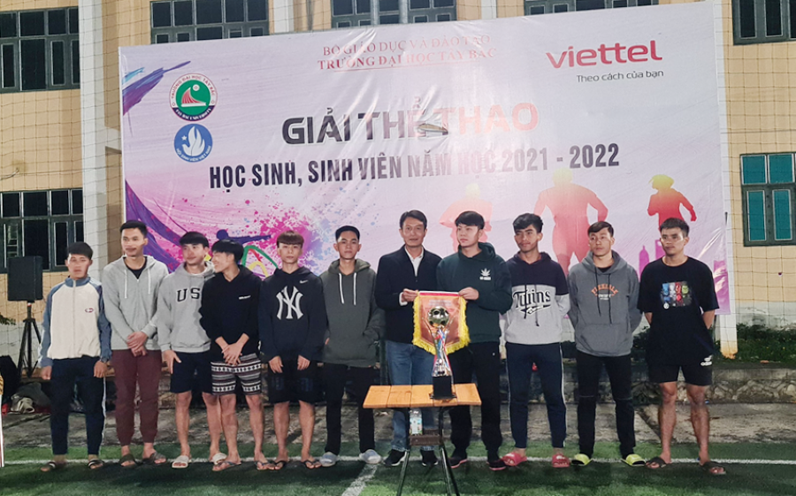 Tổng kết Giải Bóng đá học sinh, sinh viên Trường Đại học Tây Bắc  năm học 2021 – 2022