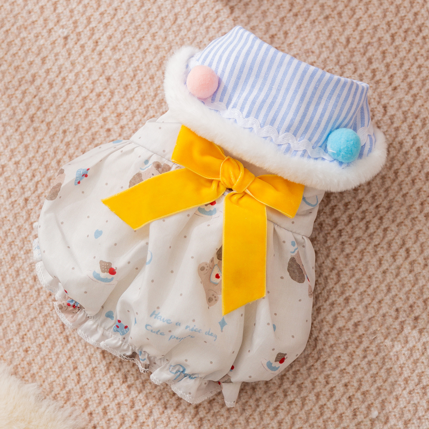 Warmth dress for cats, peach skin and lambswool