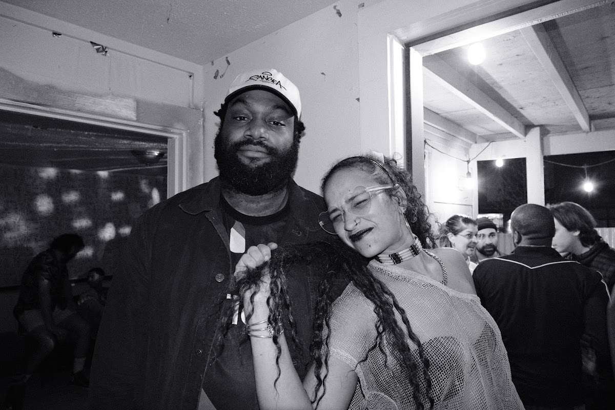 @tlau.photos_thelostandunfounds_2026-03-14_austin_last_night_noir_012