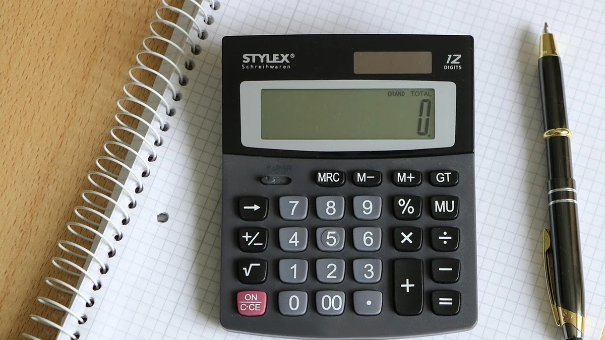 복리 이자 계산기 사용법과 실생활 적용 사례