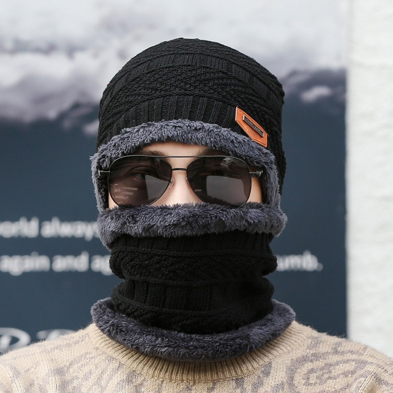 Winter-Set: Strickmütze und Schal, gefüttert
