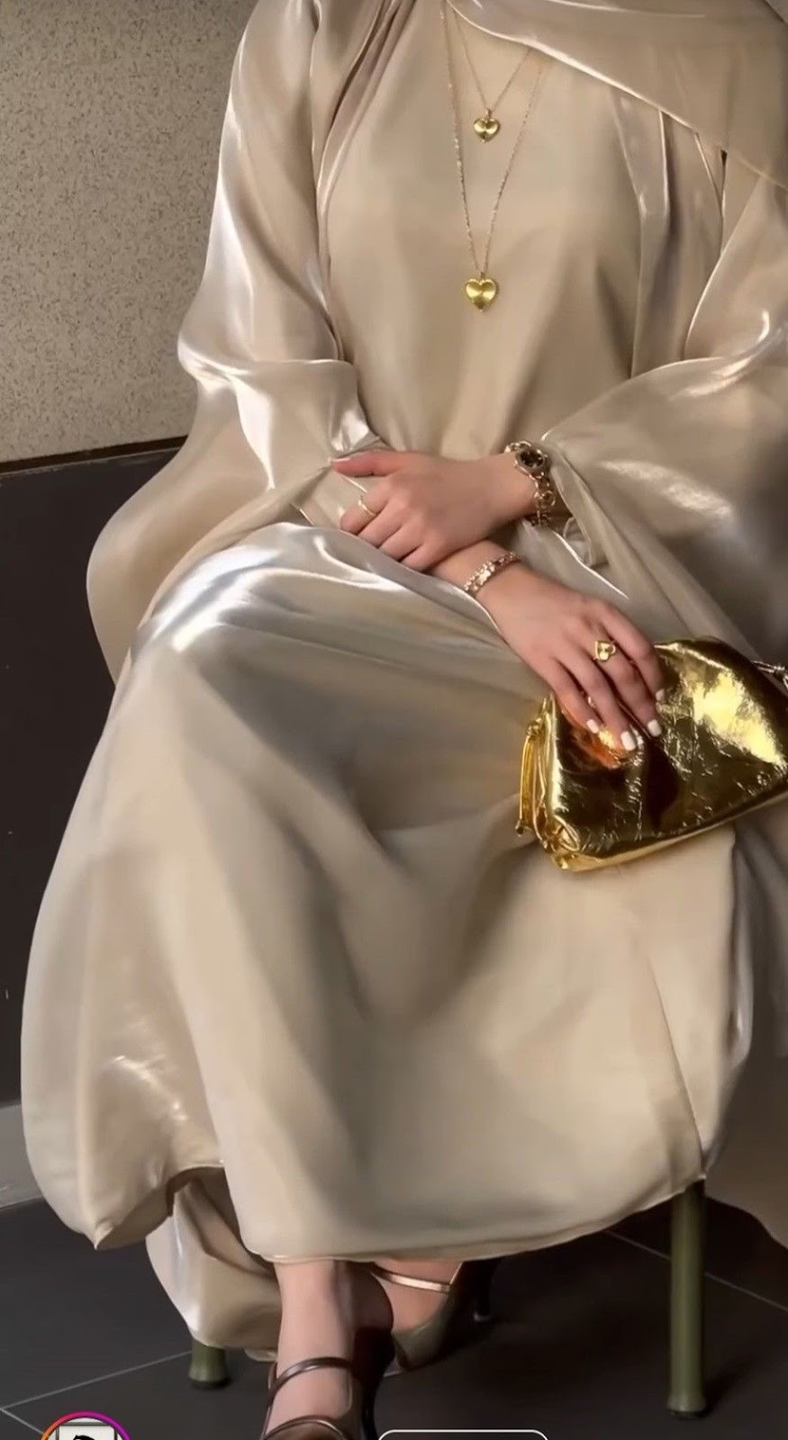 Golden Sheen Abaya