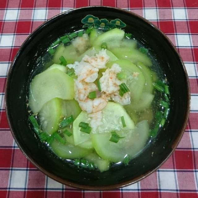 Canh Bầu Nấu Tôm Thanh Mát