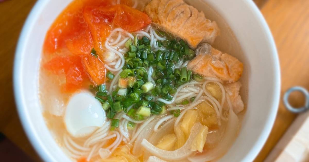 Bún cá hồi - bé ăn dặm
