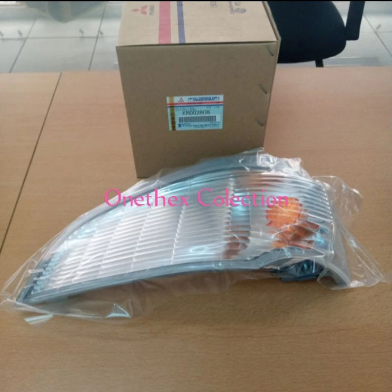 Lampu Senjata Kiri Canter Original Mitsubishi untuk Keamanan Berkendara