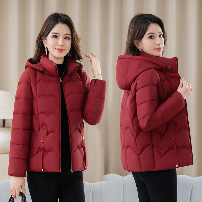Short padded women's jacket for seniors
