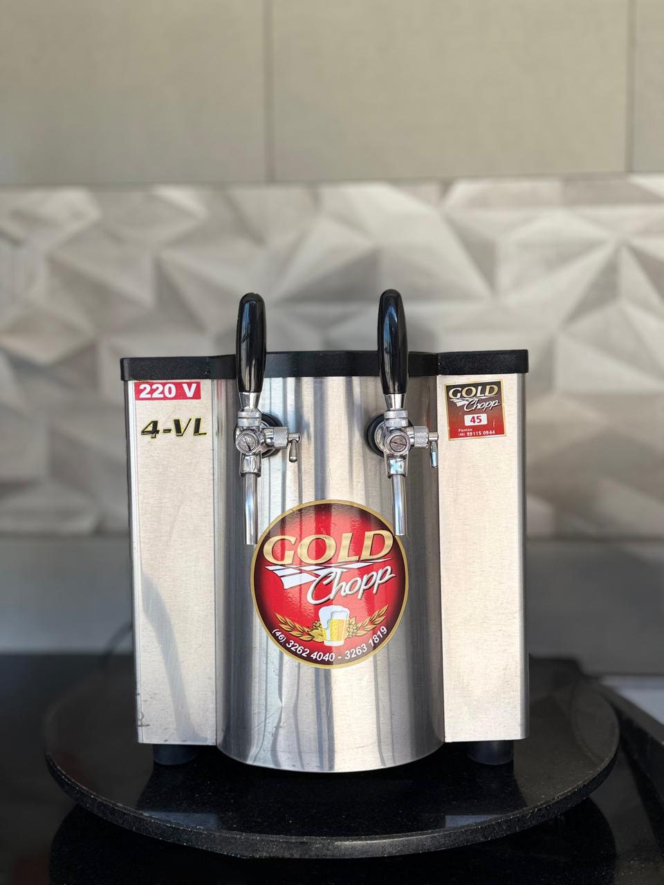 Gold Chopp - Chopeira Premium em Ação