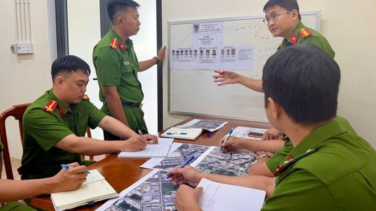 Công an TPHCM bắt khẩn cấp bà trùm điều hành 'luật ngầm' tại Chành cua 46 - Báo Người Lao Động