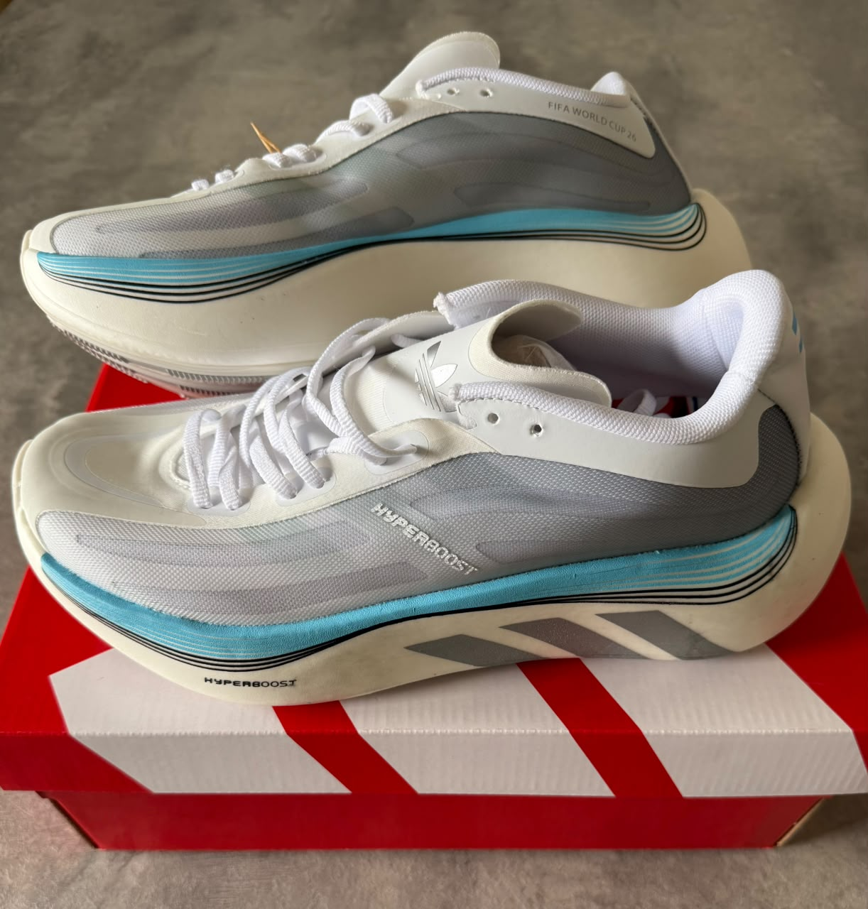 ADIDAS HYPERBOOST EDGE CELESTE