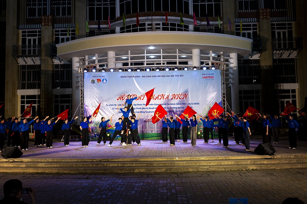 Đoàn Trường Đại học Tây Bắc tổ chức thành công Chương trình Hội trại thanh niên