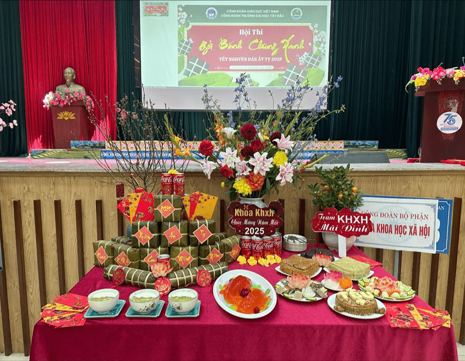 Sôi nổi các hoạt động Xuân yêu thương - Tết sum vầy  tại Trường Đại học Tây Bắc
