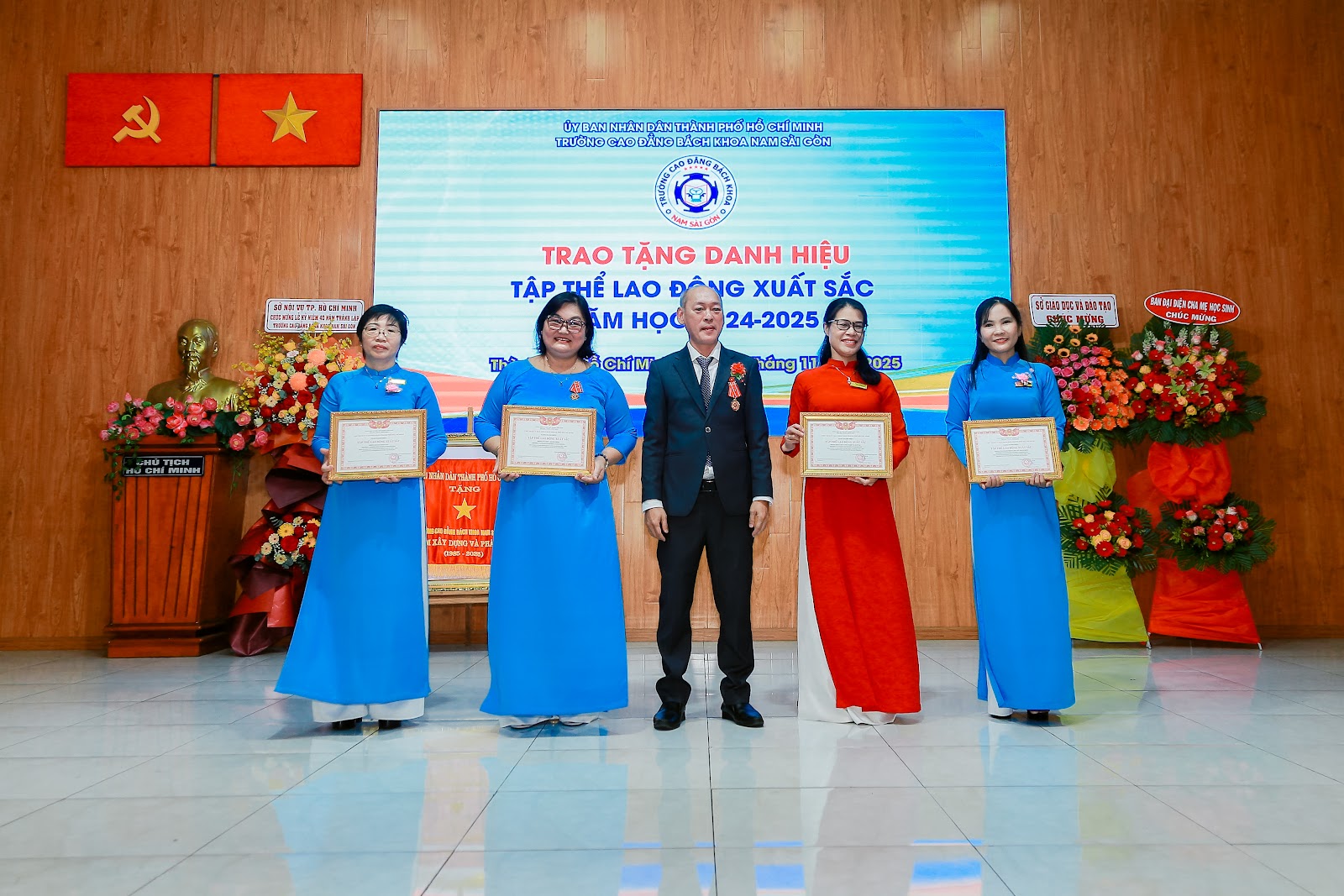 Lễ kỷ niệm 40 năm thành lập đơn vị (1985-2025) và Kỷ niệm 43 năm ngày Nhà giáo Việt Nam (20/11/1982 - 20/11/2025)