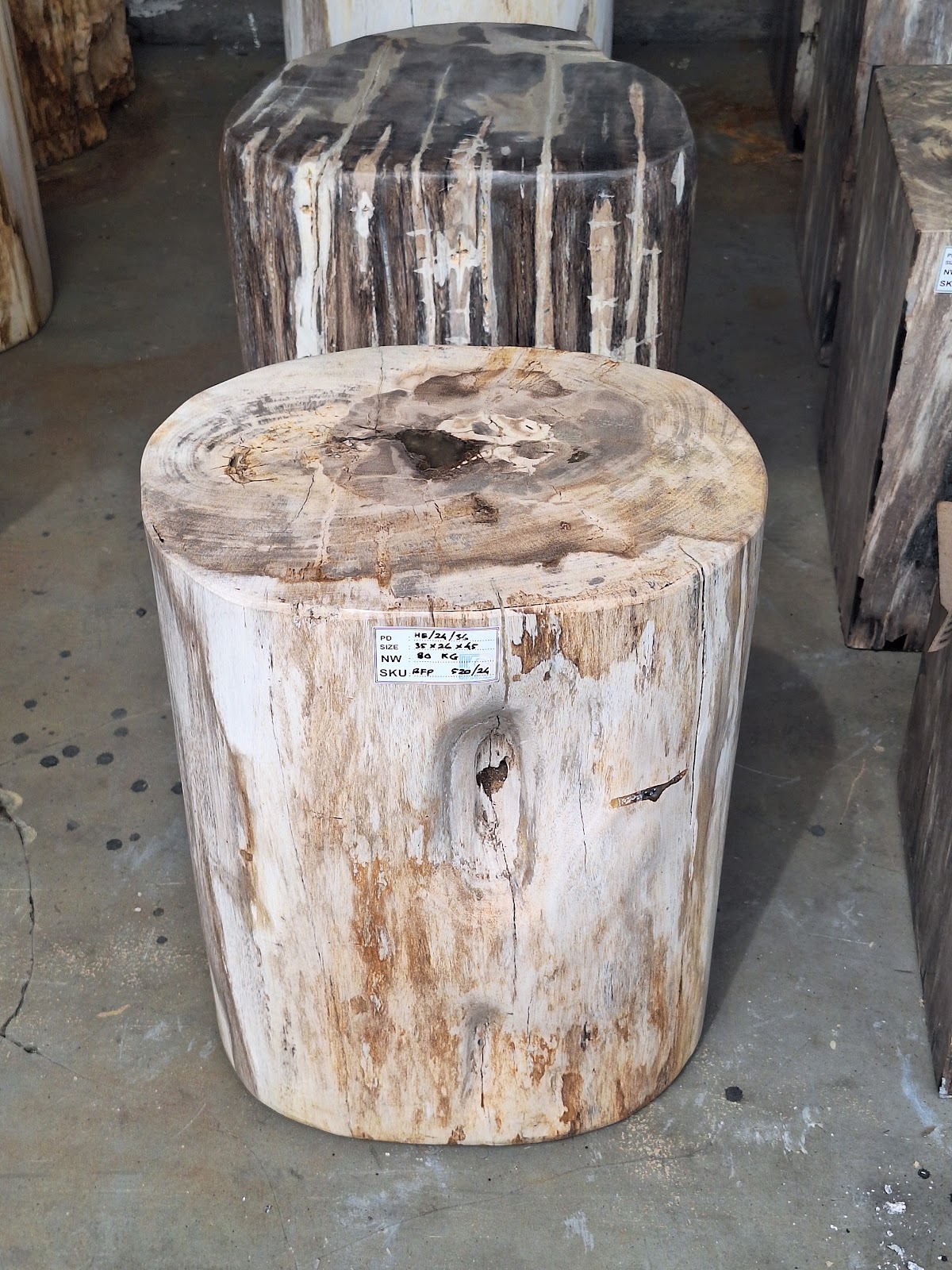 STOOL FULL POLISH — SKU BFP.520.24 | Petrified Wood by PJ Antique Bali