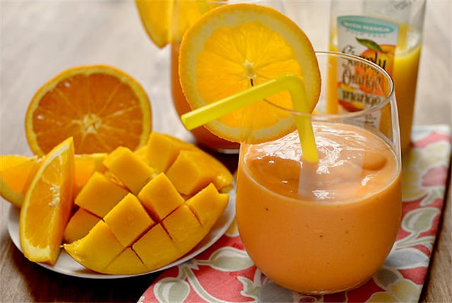 Sinh Tố Sữa Chua Trái Cây Nhiệt Đới