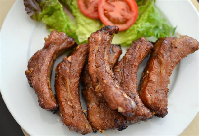 Sườn Nướng Tỏi Thơm Ngon