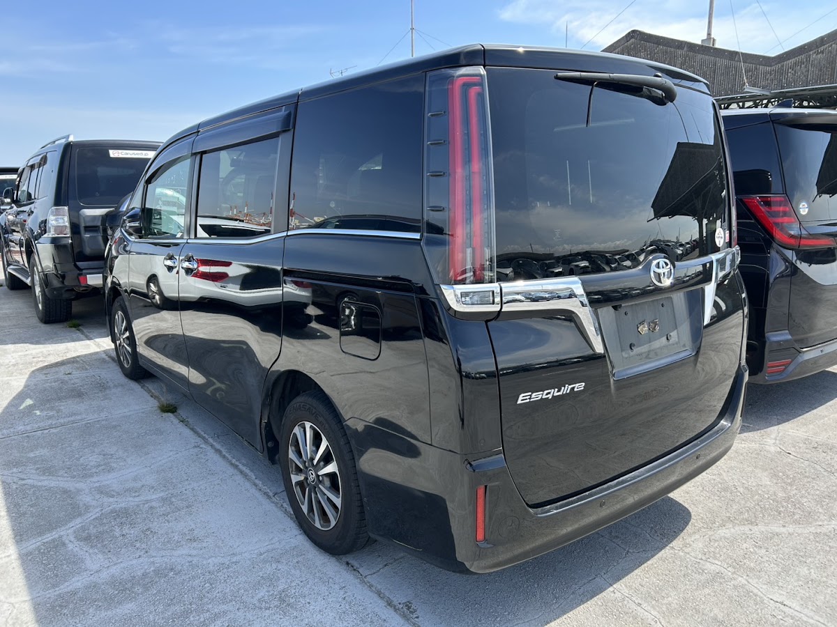 Toyota Esquire