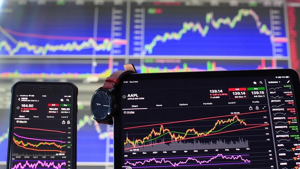 나스닥100 ETF 리스크 구조와 장기 투자 전략 차별점