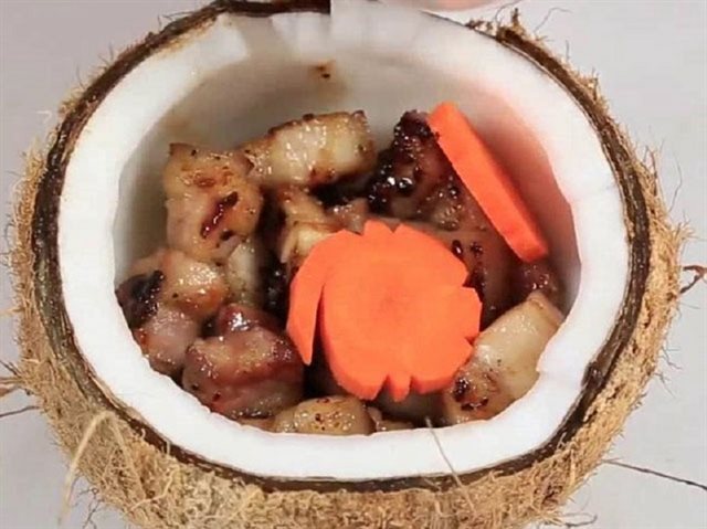 Thịt Ba Chỉ Om Sọ Dừa Béo Thơm