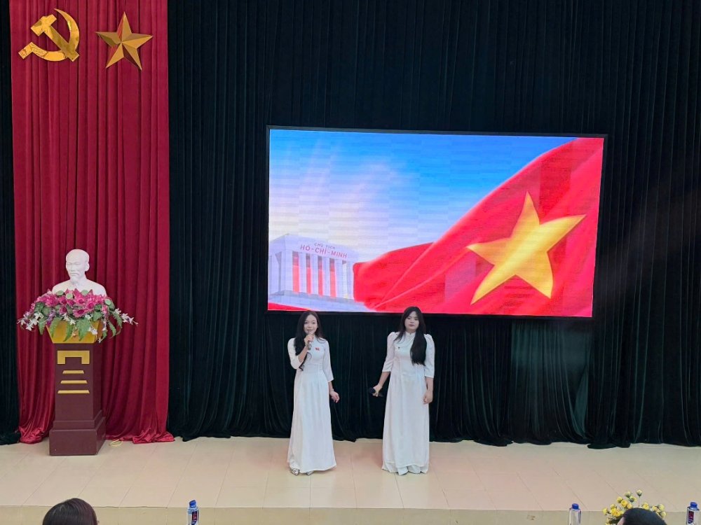 Bộ môn Vật lý tổ chức Chương trình “Chào tân sinh viên K67 ngành Đại học Sư phạm Vật lý”
