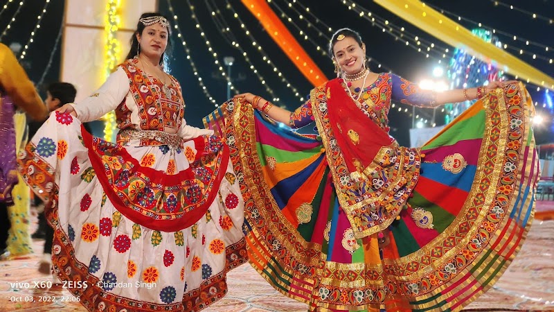 Event Hosting & Anchoring