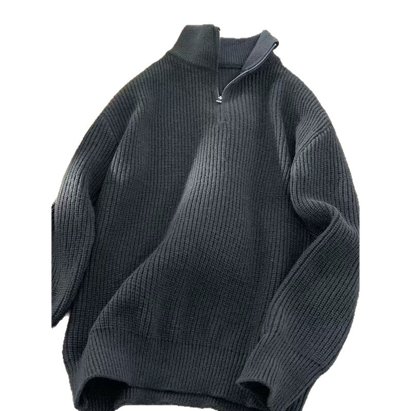 Men's knitted sweater with zipper and ribbed texture