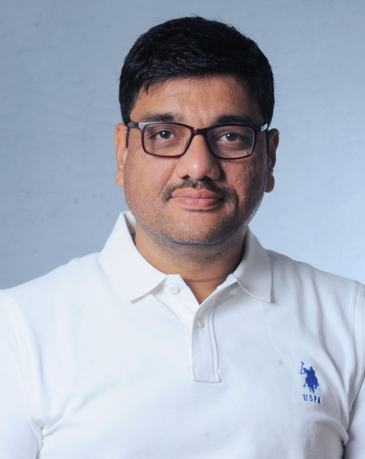 Ravindra shriniwas Gujrathi