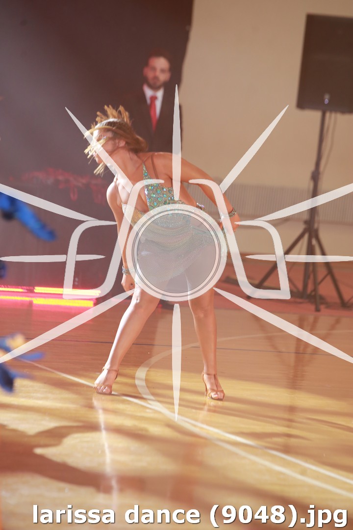 larissa dance (9048).jpg