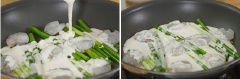 Làm nóng chảo với dầu ăn, cho hành lá vào cùng tôm đã lột vỏ. Từ từ chế hỗn hợp bột vào chảo sau cho phủ đều hết chảo, sau đó chế trứng đã đánh tan lên và để mỗi mặt khoảng 3 phút mới lật sang mặt kia. Chiên thêm 30 giây là bánh chín lấy ra được rồi đó.