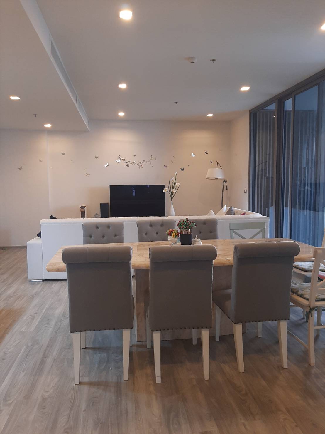 Cetus - 1 Bed, Floor 33 10