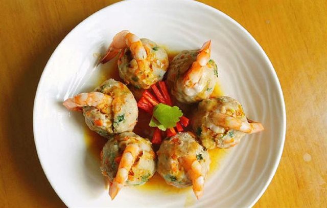 Thịt Viên Nhồi Tôm Hấp