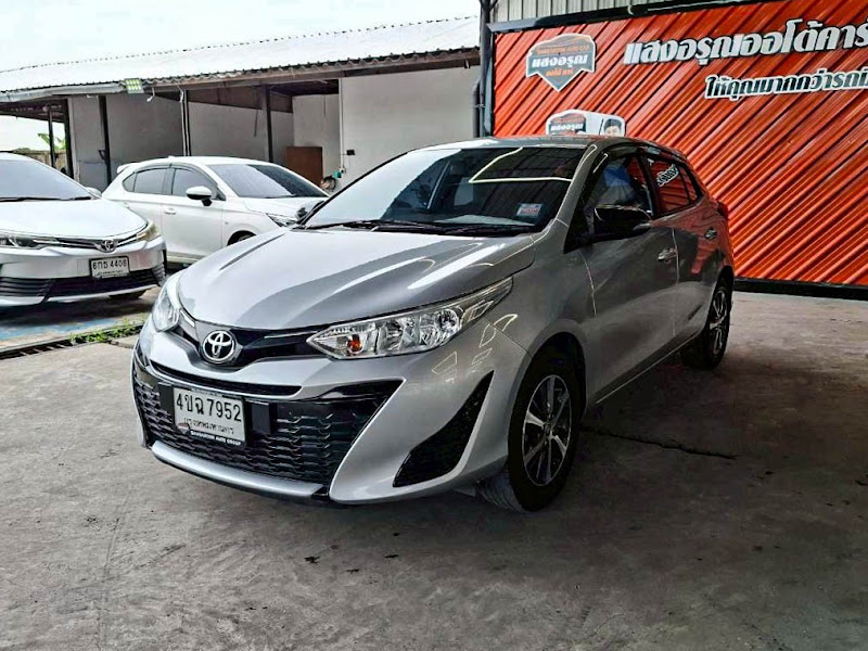 TOYOTA YARIS ECO