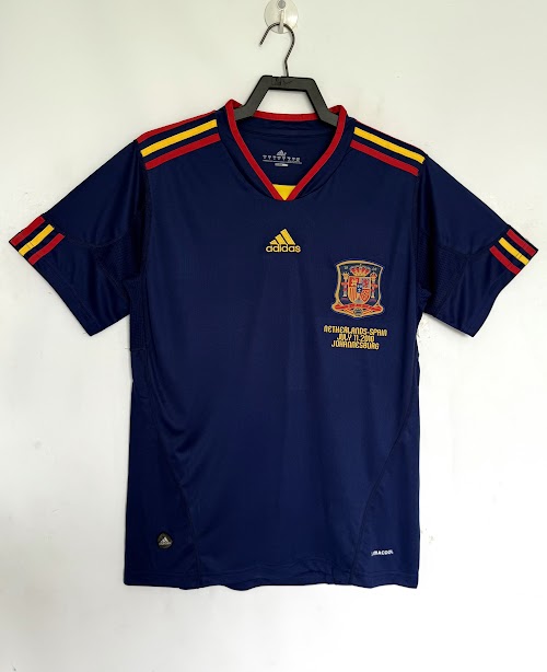 España 2010 (Segunda equipación) (Tallas S–XXL).jpg