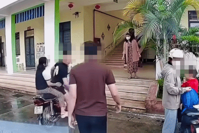 Tài xế bị tát thẳng mặt khi nhờ người đàn ông 'đỗ gọn xe' gây phẫn nộ - Tạp chí Tri thức