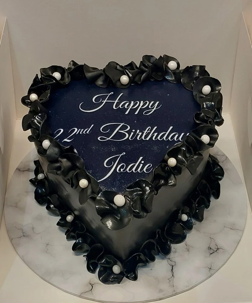 Black Icing Cake CB-NC581