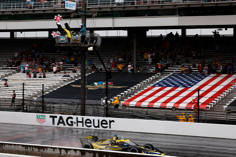 Colton Herta vence o caótico IndyGP na chuva