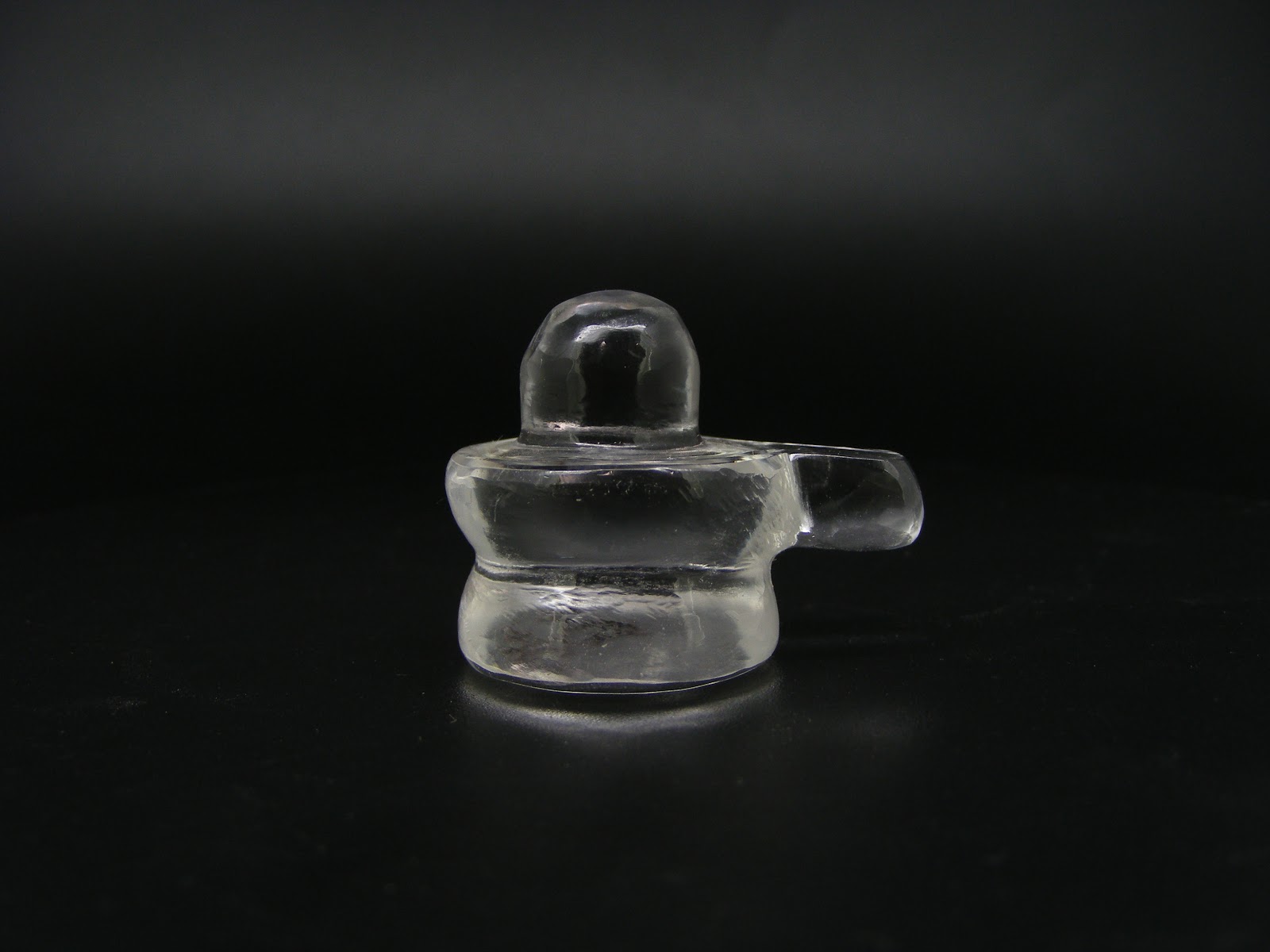 Sphatik Shivling 17.99 gm