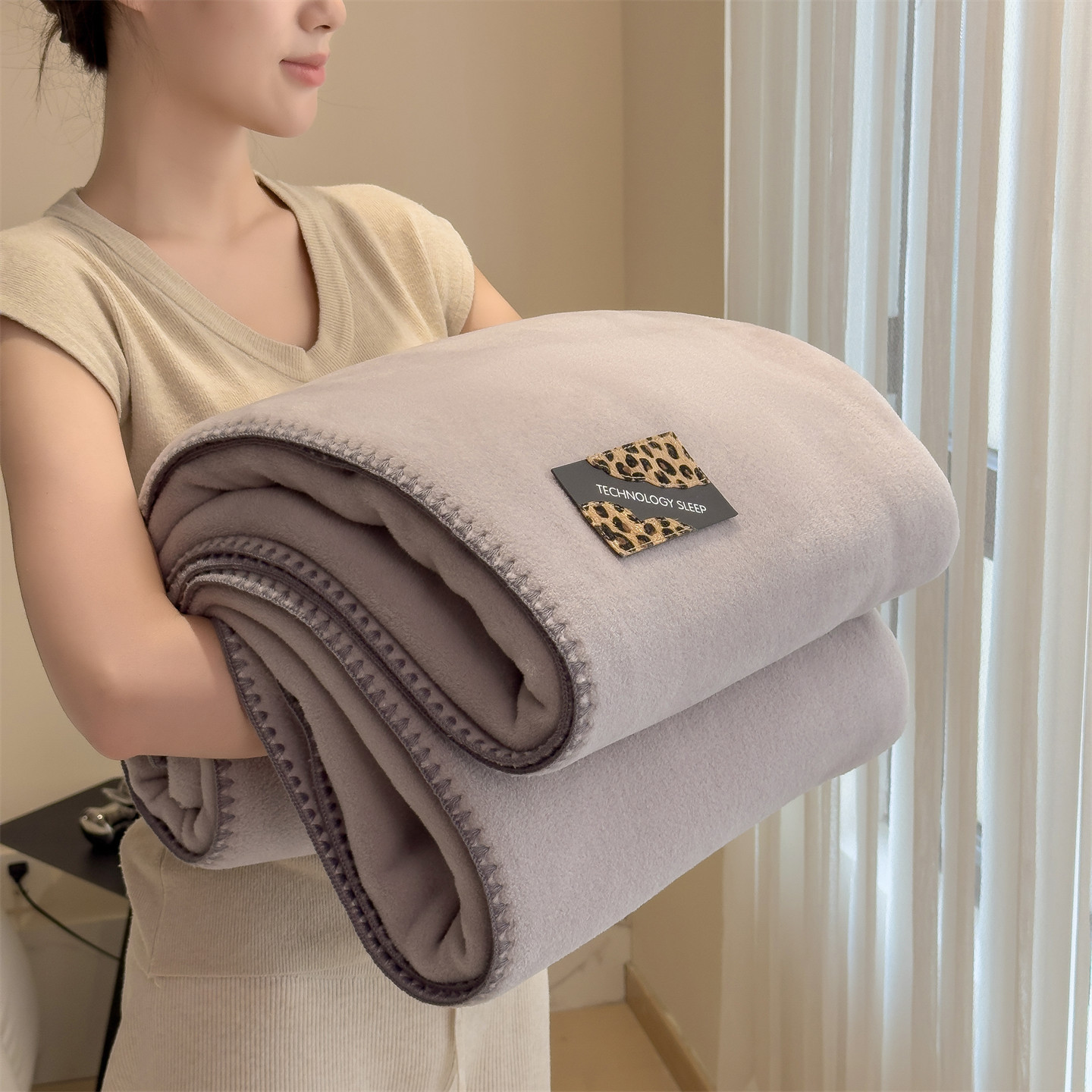 Solid color cozy blanket for every occasion