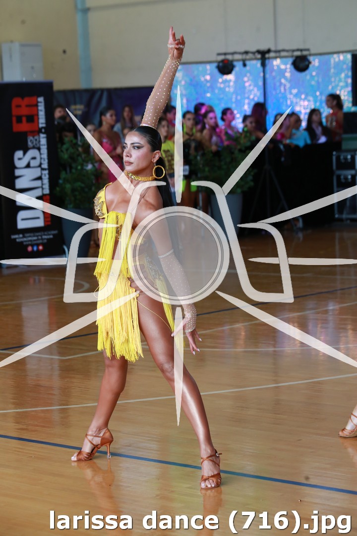 larissa dance (716).jpg