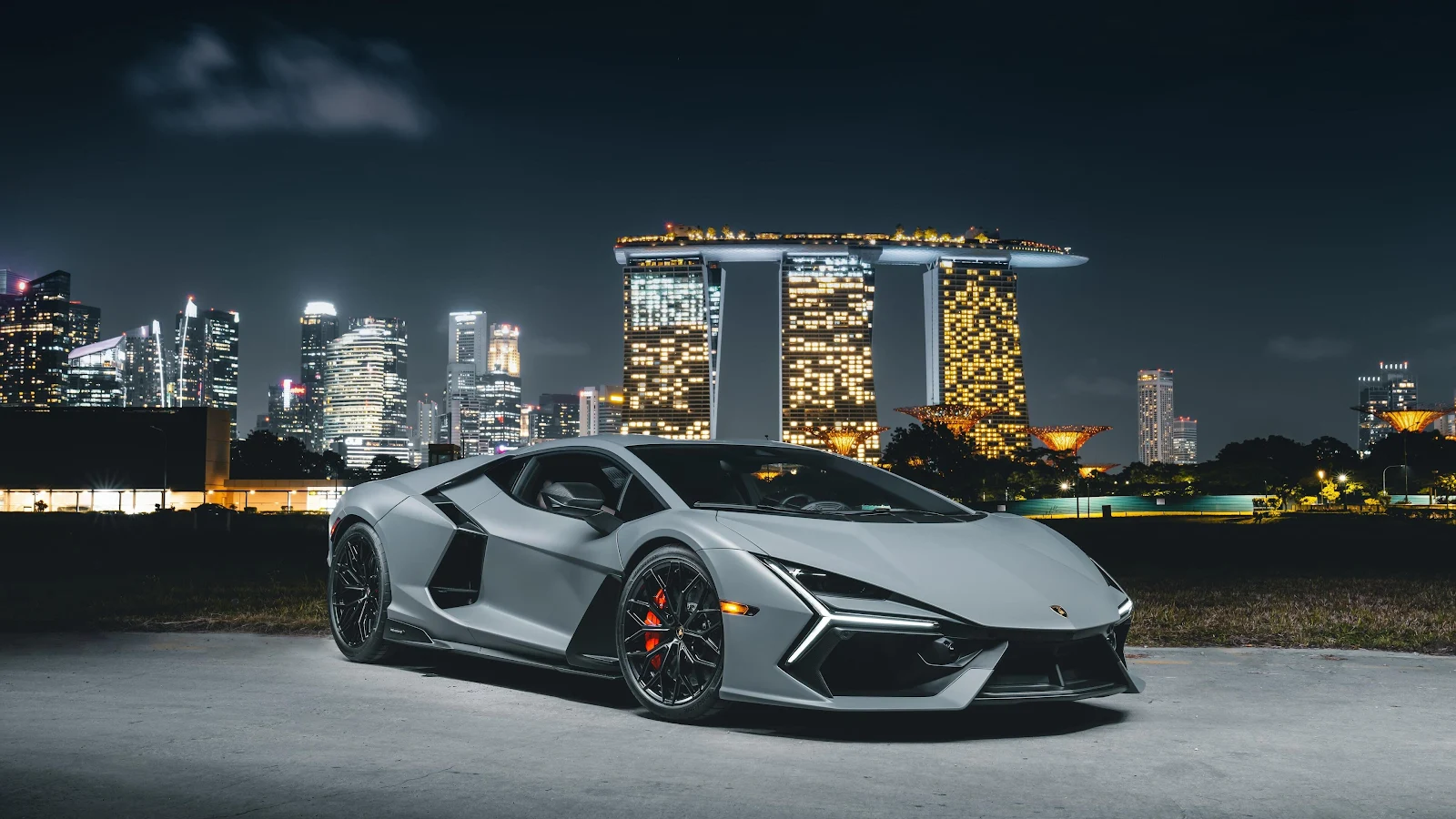 Lamborghini Revuelto 2024 4K Desktop Wallpaper Background [3840x2160] Free Download