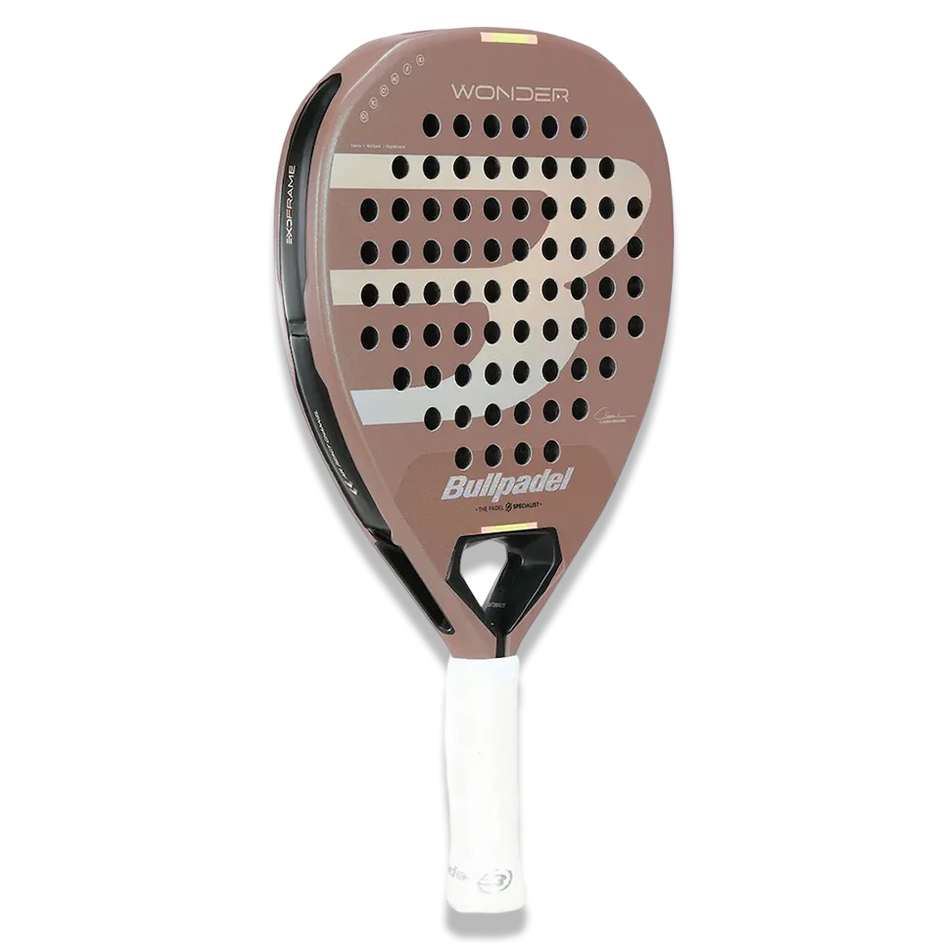 Bullpadel Wonder Woman 2026 Padel Racket by Claudia Fernandez  - Gambar 2