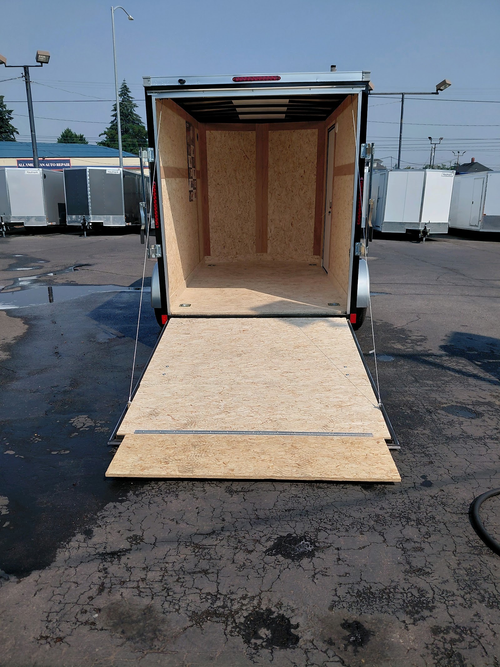 Passport Deluxe Enclosed Cargo