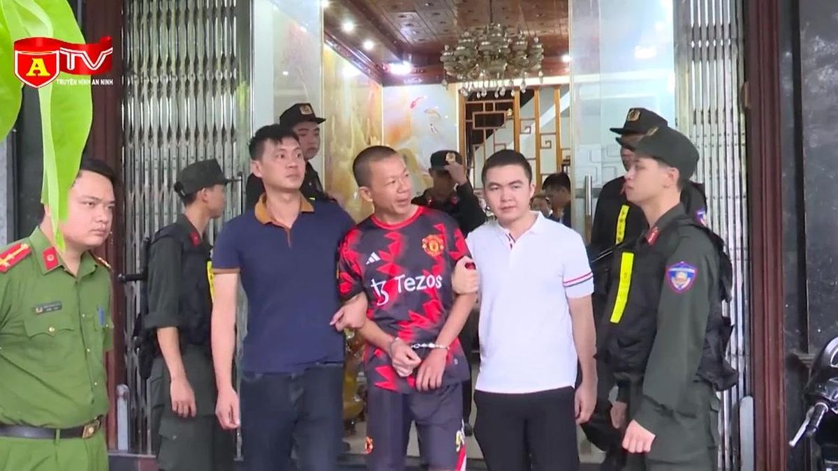 Bắt giữ Dũng Kỷ trong đường dây cá độ bóng đá giao dịch 1.200 tỷ đồng - Chuyên trang An Ninh Thủ Đô - Báo Công an nhân dân