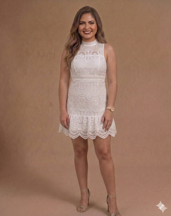 Vestido Corto en Encaje Blanco