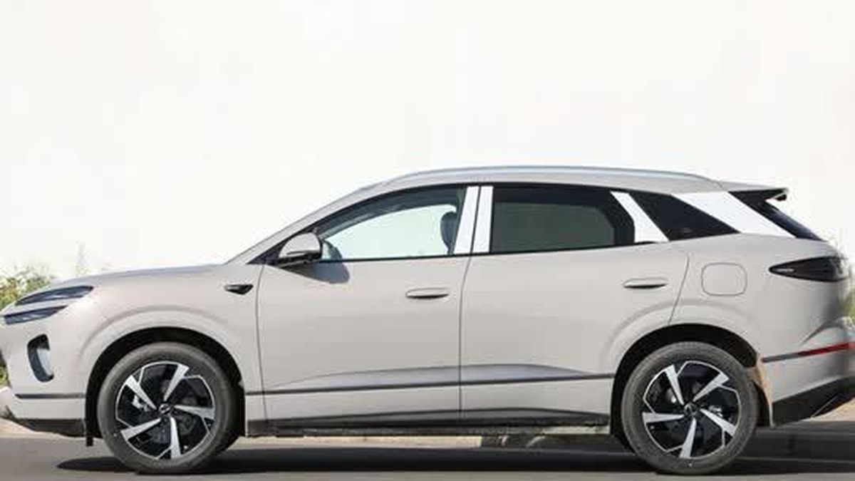 SUV hạng D công suất 238 mã lực, tiêu thụ 3,3 lít xăng/100 km, giá hơn 500 triệu đồng - Tạp chí Doanh Nghiệp Việt Nam