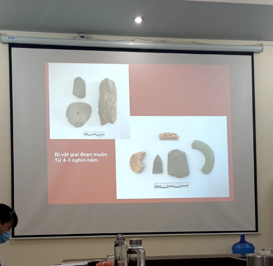 Hội nghị Báo cáo kết quả thám sát và khai quật di tích mái đá Bản Mòn, xã Thôm Mòn, huyện Thuận Châu, tỉnh Sơn La